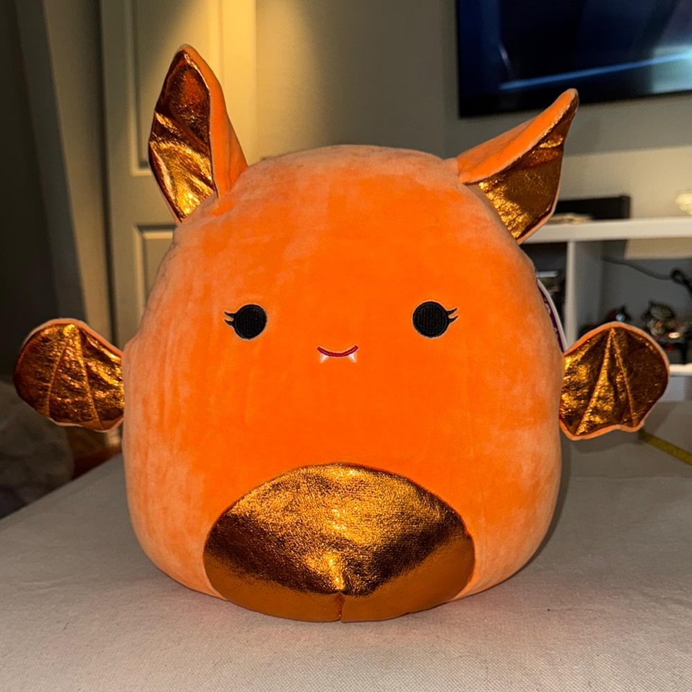Tangie the Orange Bat Squishmallow